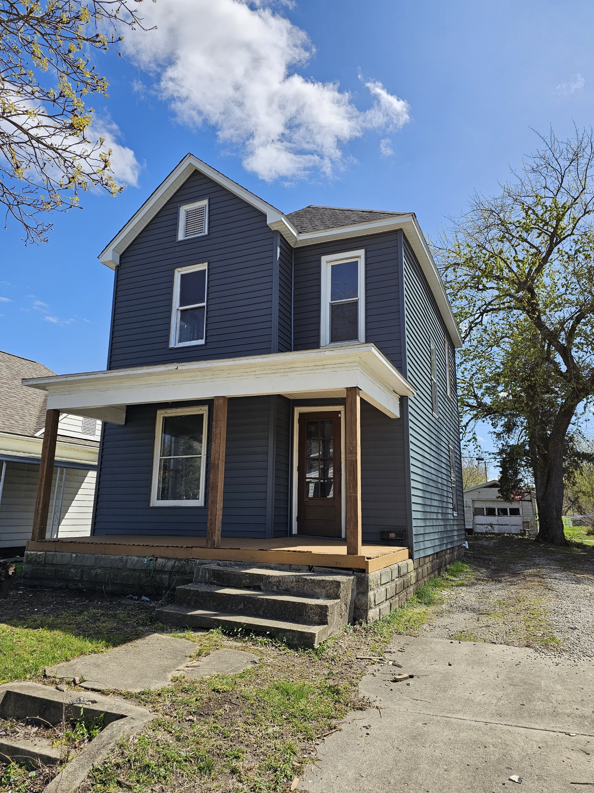 1415 Maple Avenue